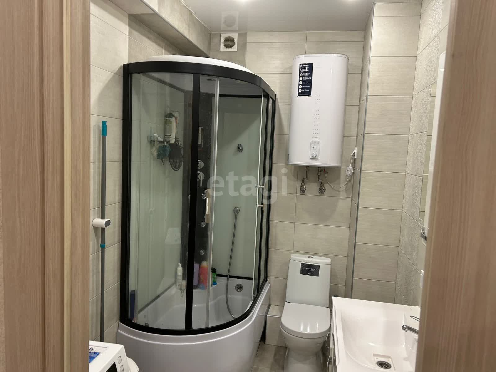 Продажа 2-комнатной квартиры, Южно-Сахалинск, Сахалинская область,  Южно-Сахалинск