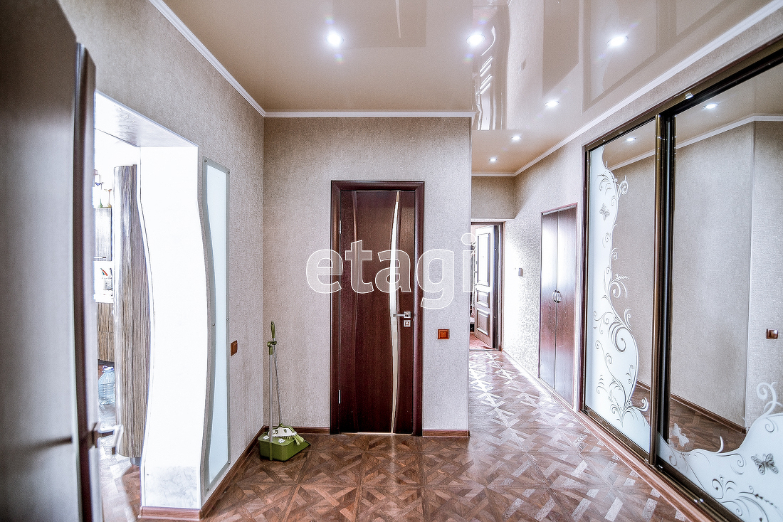 Продажа дома, 350м <sup>2</sup>, 16 сот., Южно-Сахалинск, Сахалинская область,  