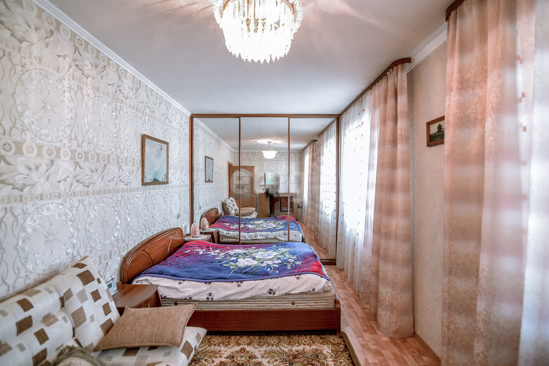 Продажа 4-комнатной квартиры, Южно-Сахалинск, Сахалинская область,  Южно-Сахалинск