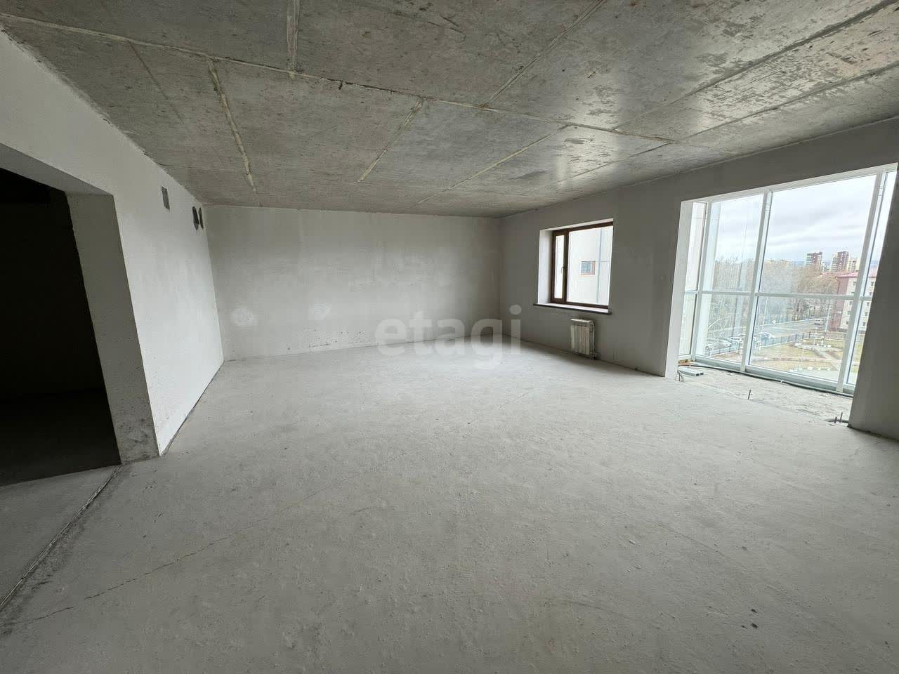 Продажа 4-комнатной квартиры, Южно-Сахалинск, Сахалинская область,  Южно-Сахалинск