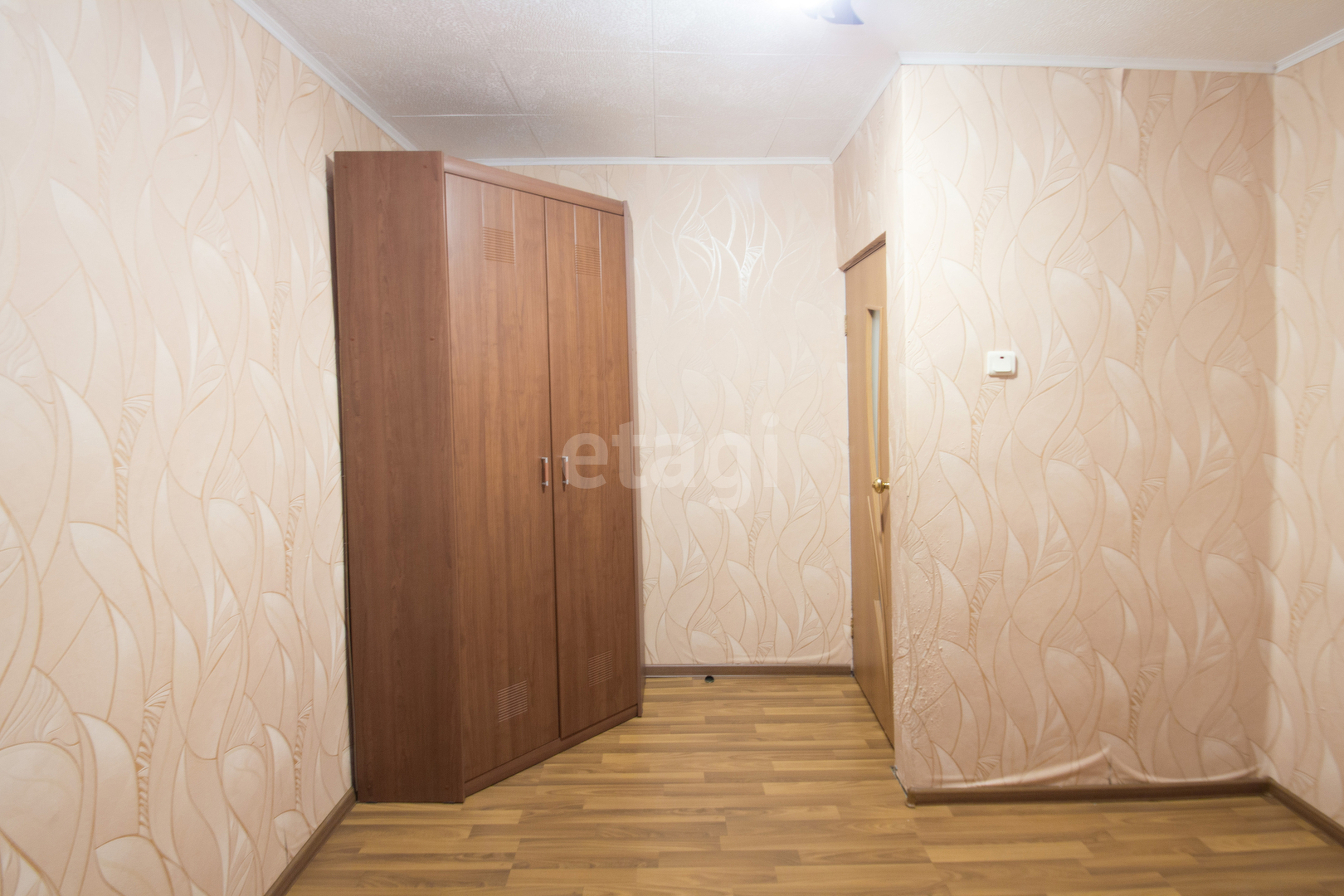 Продажа 4-комнатной квартиры, Калуга, Привокзальная,  16