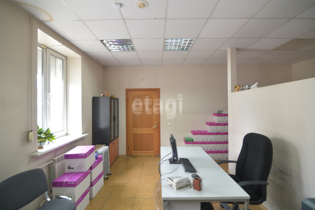 Продажа коммерческой недвижимости, 250м <sup>2</sup>, Южно-Сахалинск, Сахалинская область,  Южно-Сахалинск