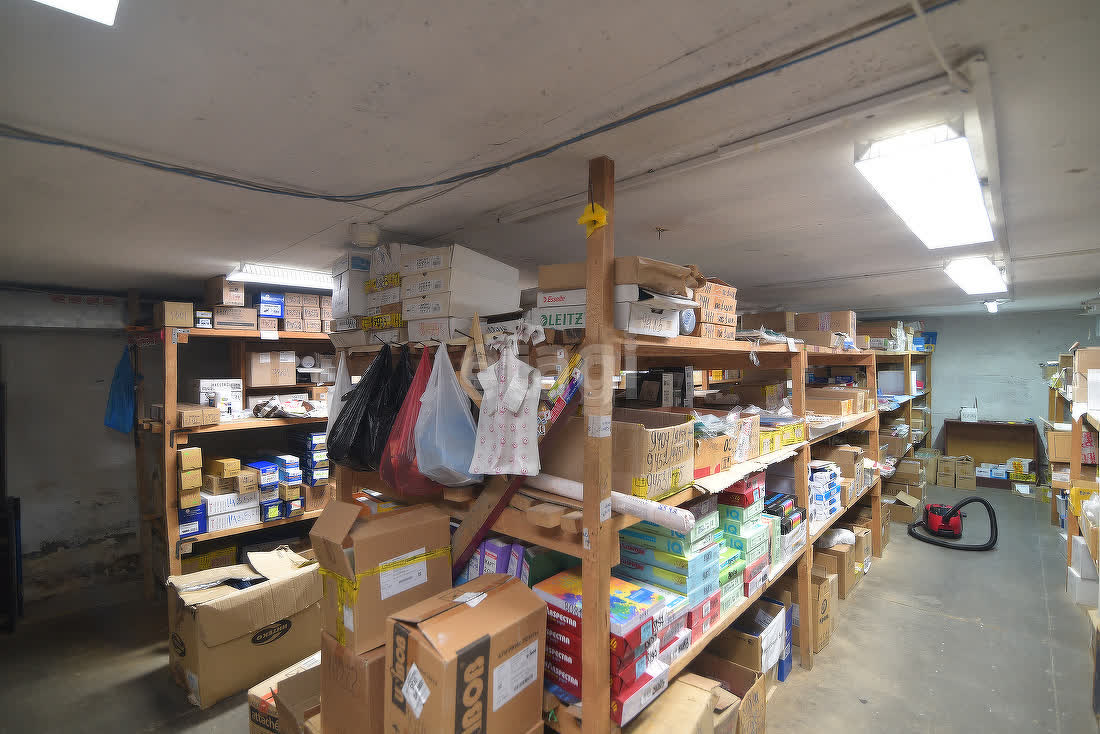 Продажа коммерческой недвижимости, 250м <sup>2</sup>, Южно-Сахалинск, Сахалинская область,  Южно-Сахалинск