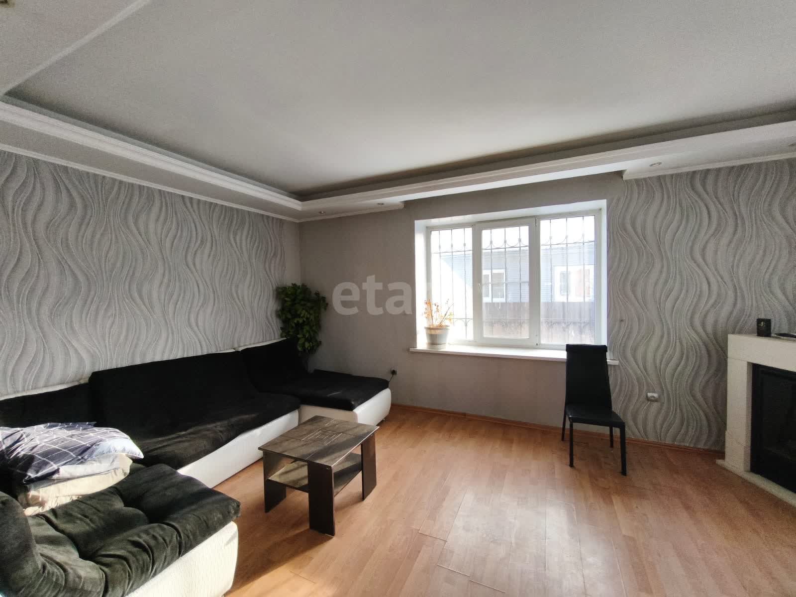 Продажа дома, 300м <sup>2</sup>, 8 сот., Улан-Удэ, Республика Бурятия,  Октябрьский