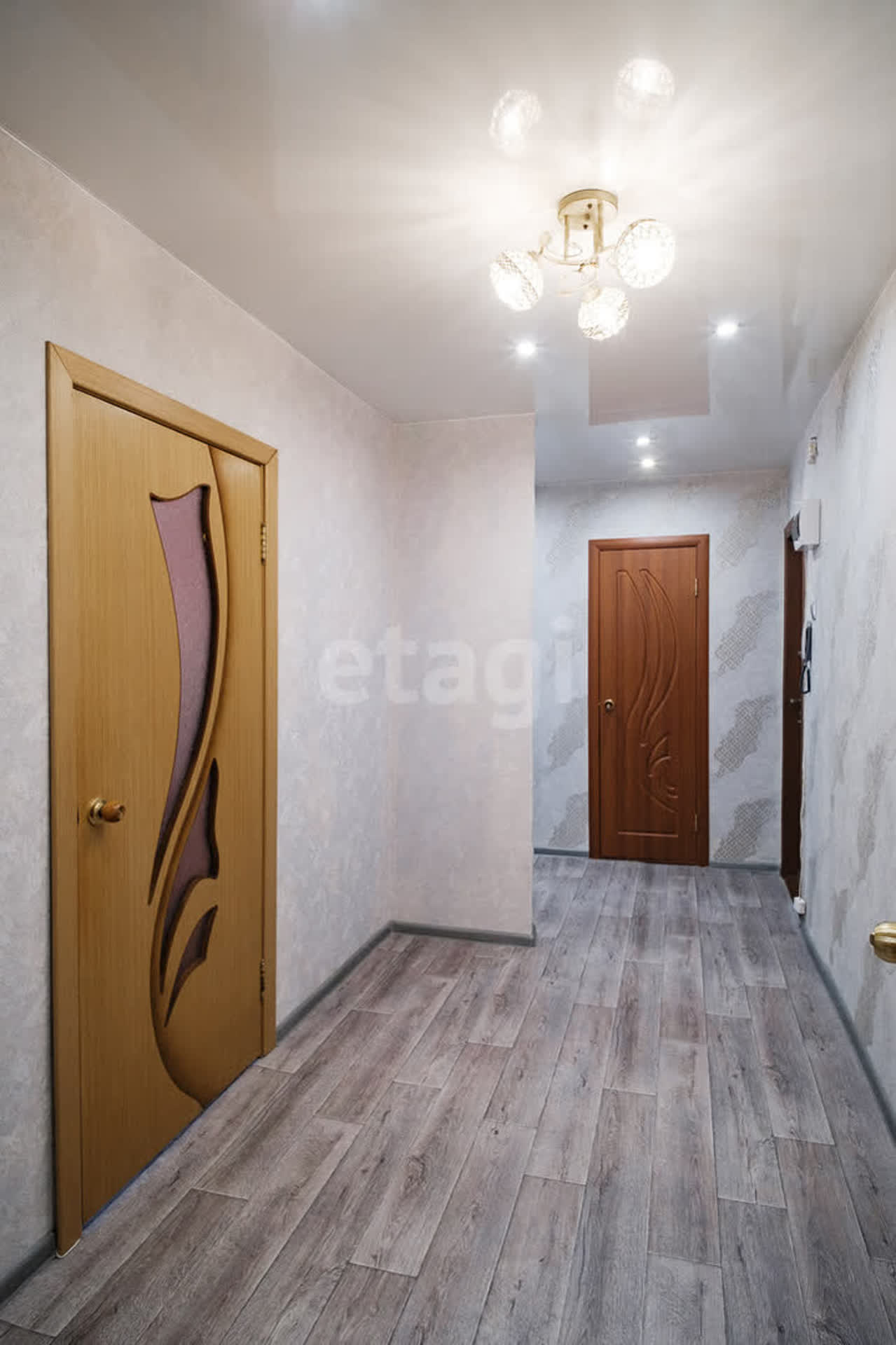 Продажа 3-комнатной квартиры, Комсомольск-на-Амуре, Ленина пр-т,  85 к 7