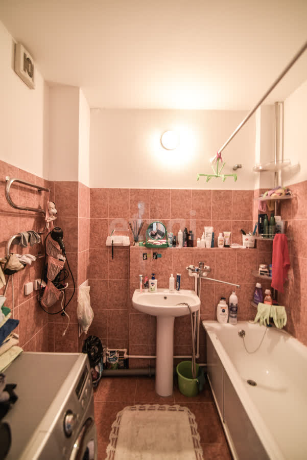 Продажа 3-комнатной квартиры, Южно-Сахалинск, Сахалинская область,  Южно-Сахалинск