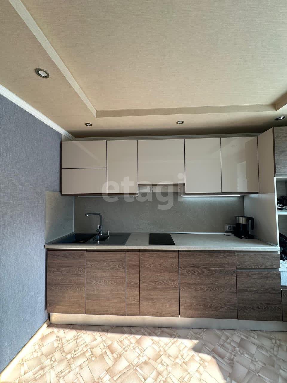 Продажа 3-комнатной квартиры, Южно-Сахалинск, Сахалинская область,  Южно-Сахалинск