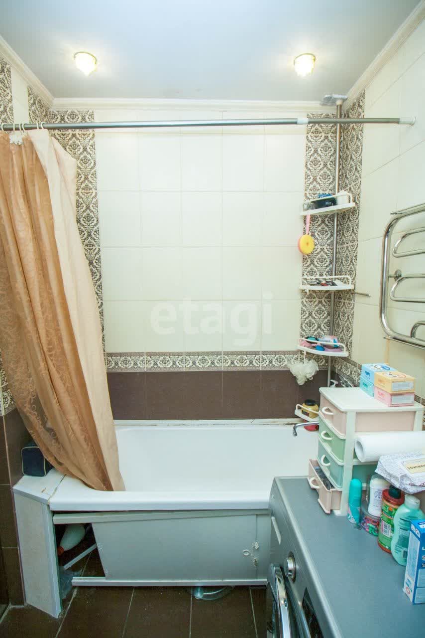 Продажа 2-комнатной квартиры, Южно-Сахалинск, Сахалинская область,  Южно-Сахалинск