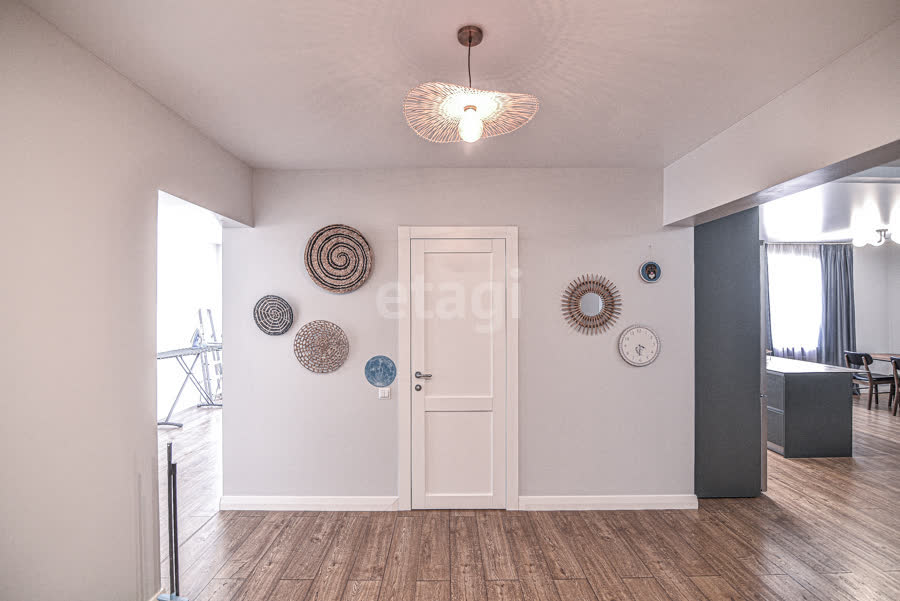 Продажа 3-комнатной квартиры, Южно-Сахалинск, Сахалинская область,  Южно-Сахалинск