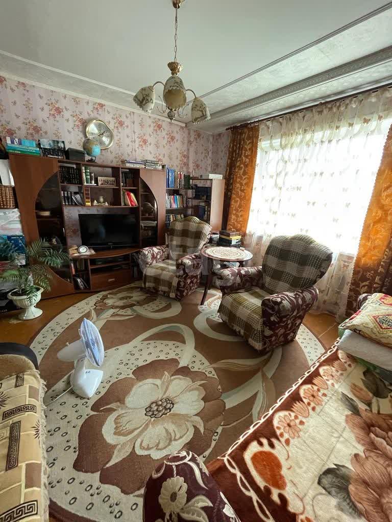 Продажа 2-комнатной квартиры, Южно-Сахалинск, Сахалинская область,  Южно-Сахалинск