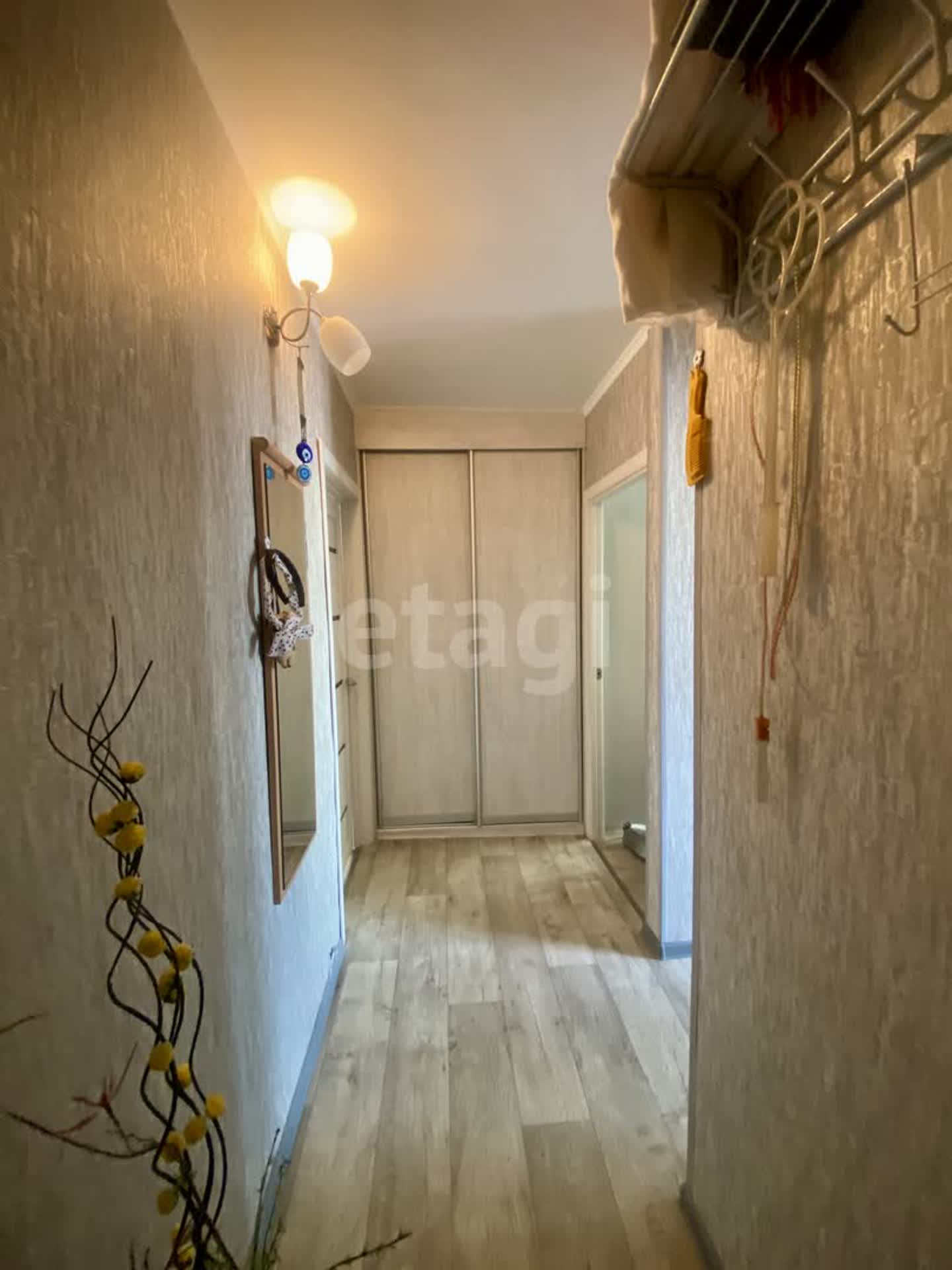 Продажа 2-комнатной квартиры, Южно-Сахалинск, Сахалинская область,  Южно-Сахалинск