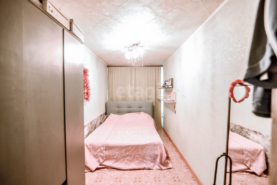 Продажа 4-комнатной квартиры, Южно-Сахалинск, Сахалинская область,  Южно-Сахалинск