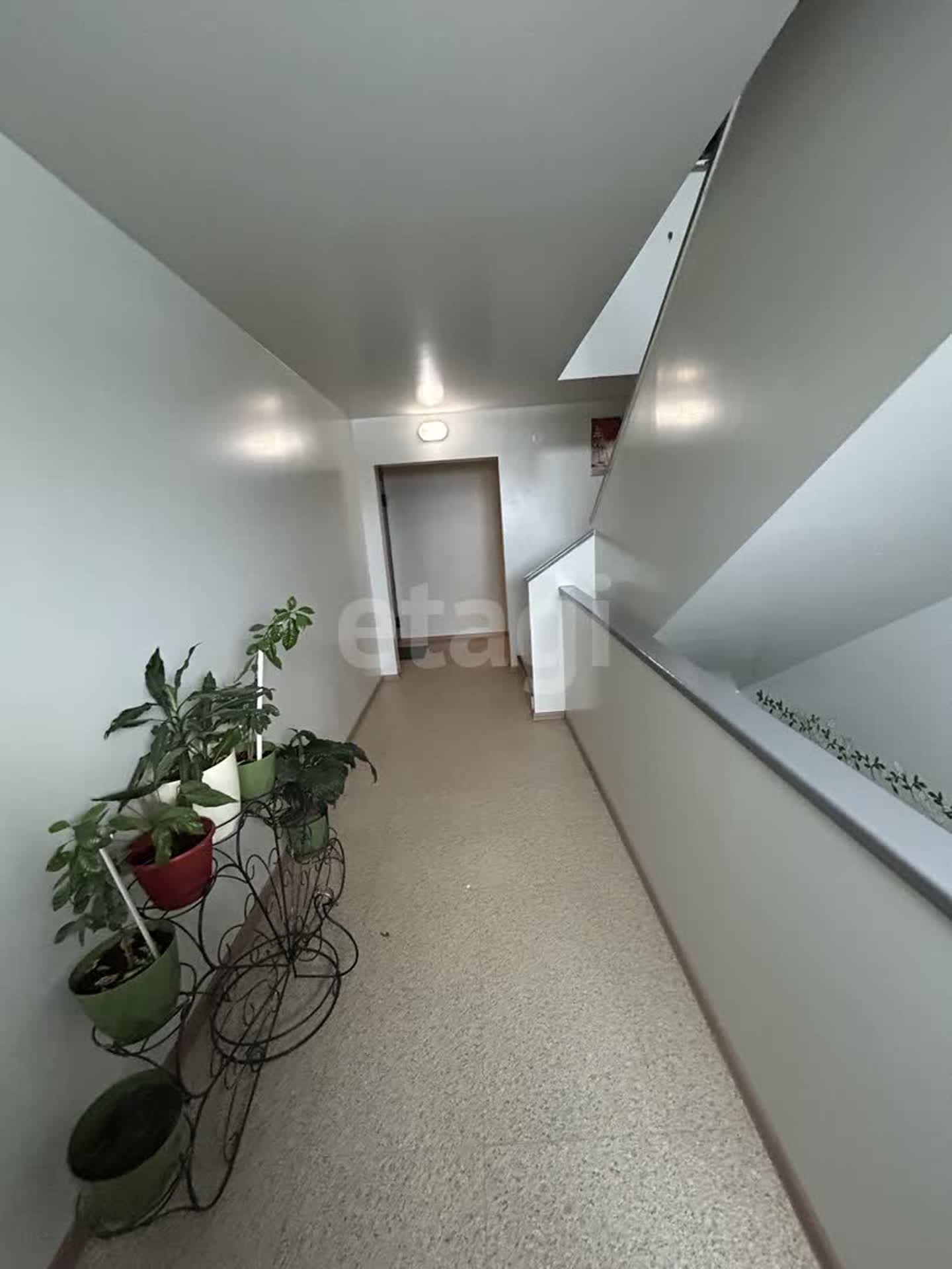 Продажа 2-комнатной квартиры, Южно-Сахалинск, Сахалинская область,  Южно-Сахалинск