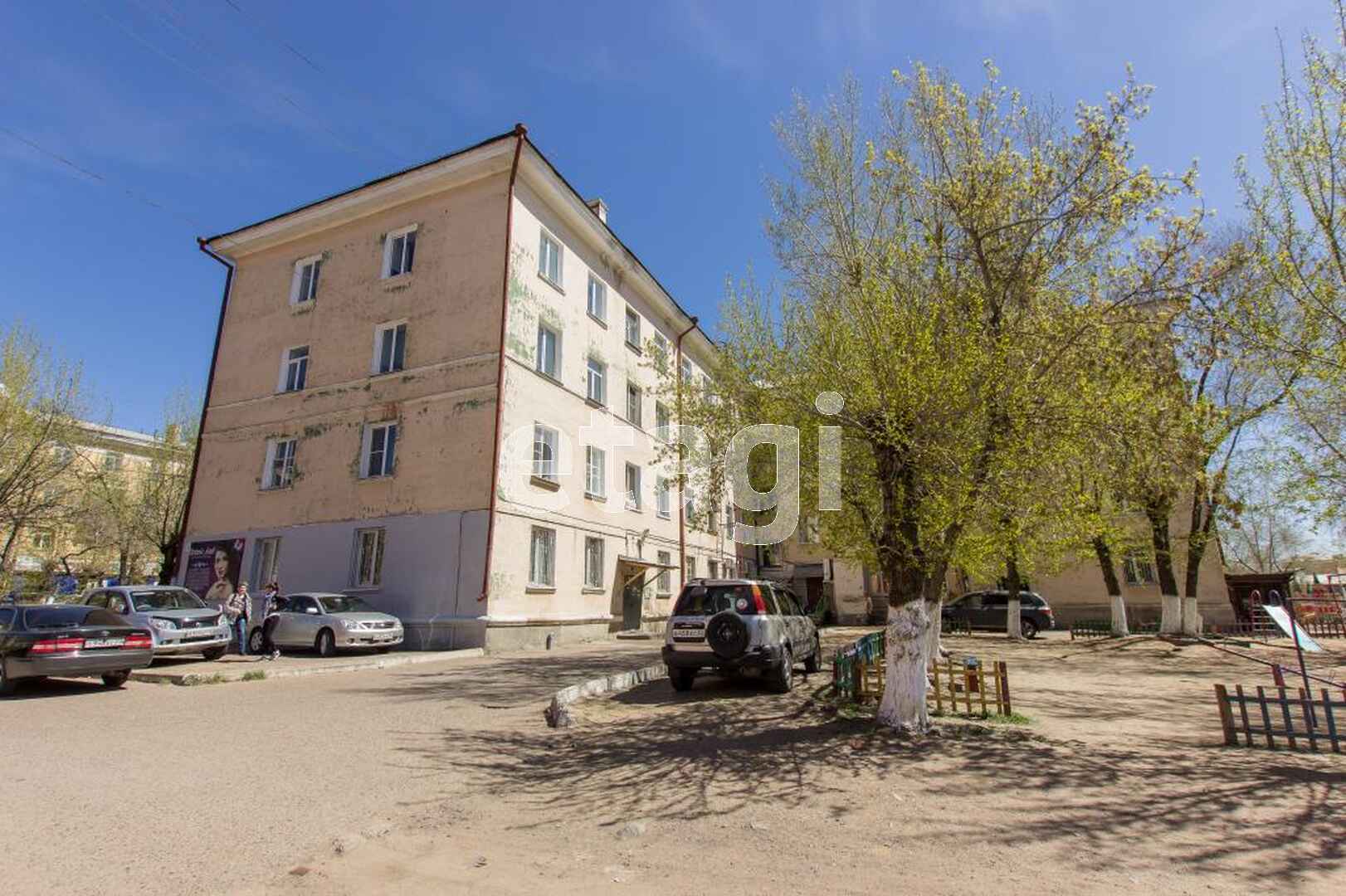 Продажа 3-комнатной квартиры, Улан-Удэ, Республика Бурятия,  Улан-Удэ