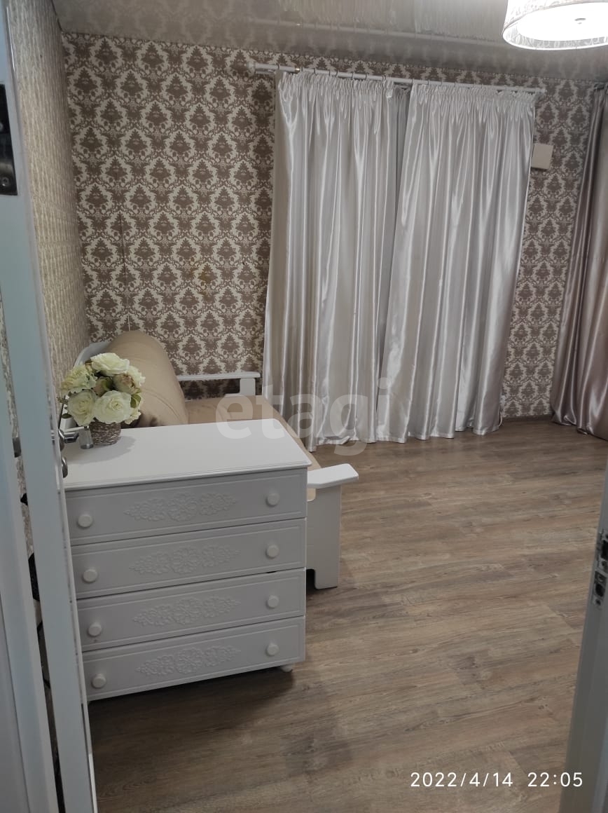 Продажа 3-комнатной квартиры, Южно-Сахалинск, Сахалинская область,  Южно-Сахалинск