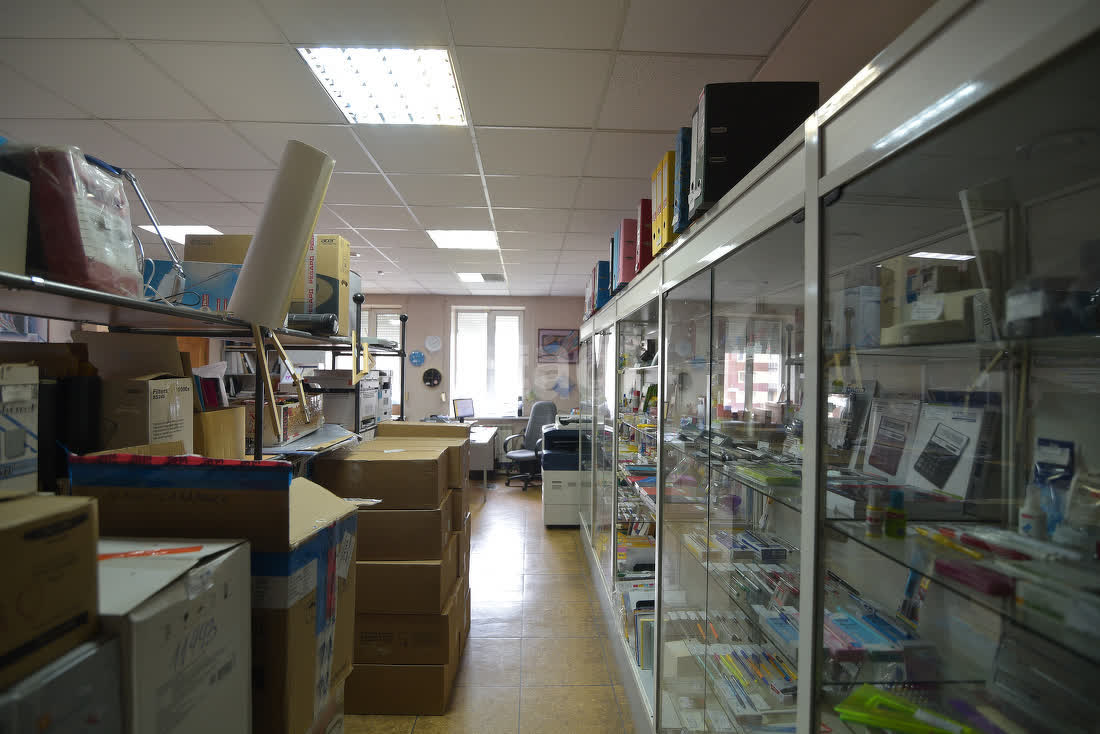 Продажа коммерческой недвижимости, 250м <sup>2</sup>, Южно-Сахалинск, Сахалинская область,  Южно-Сахалинск