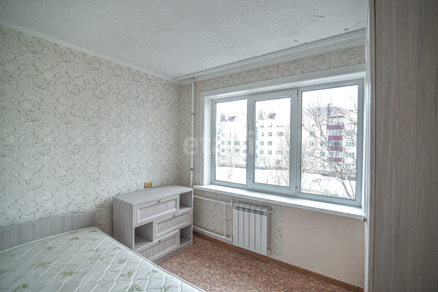 Продажа 4-комнатной квартиры, Южно-Сахалинск, Сахалинская область,  Южно-Сахалинск