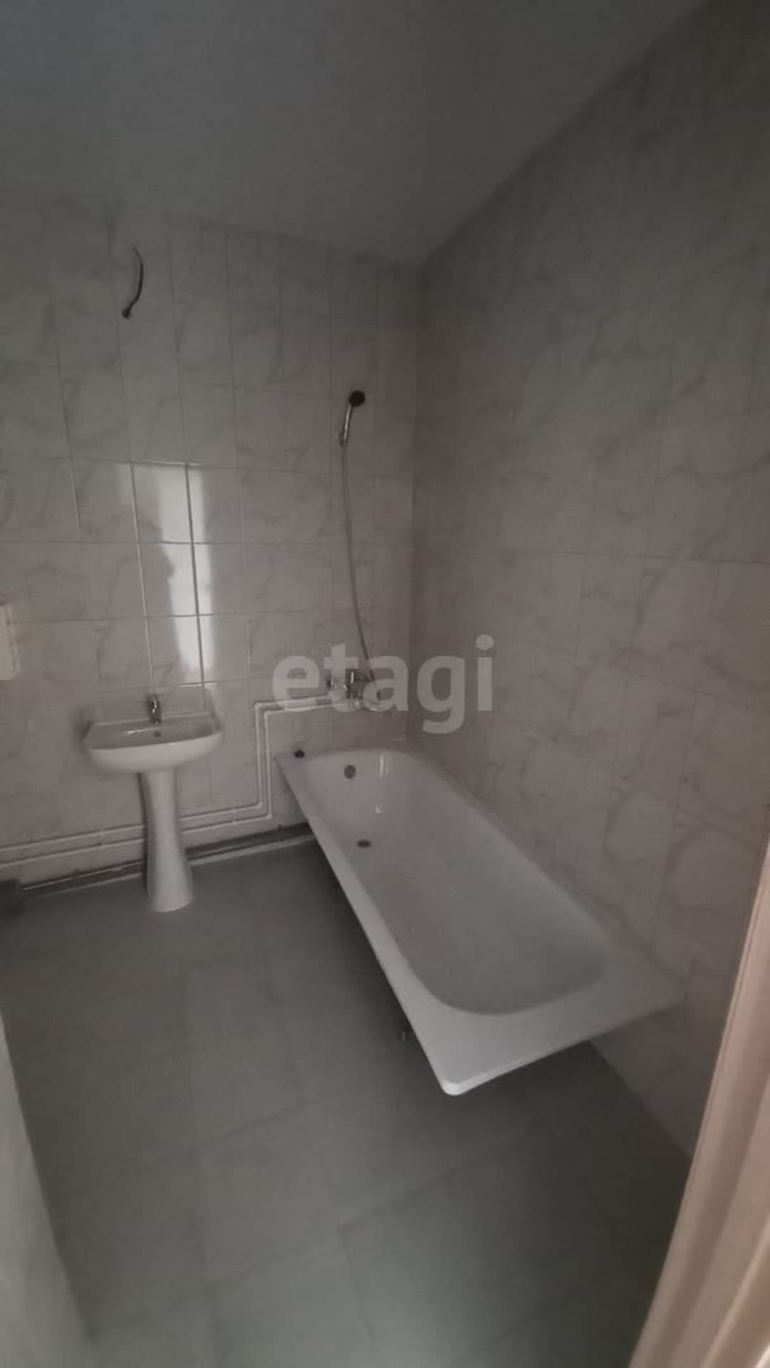 Продажа 2-комнатной квартиры, Южно-Сахалинск, Сахалинская область,  Южно-Сахалинск