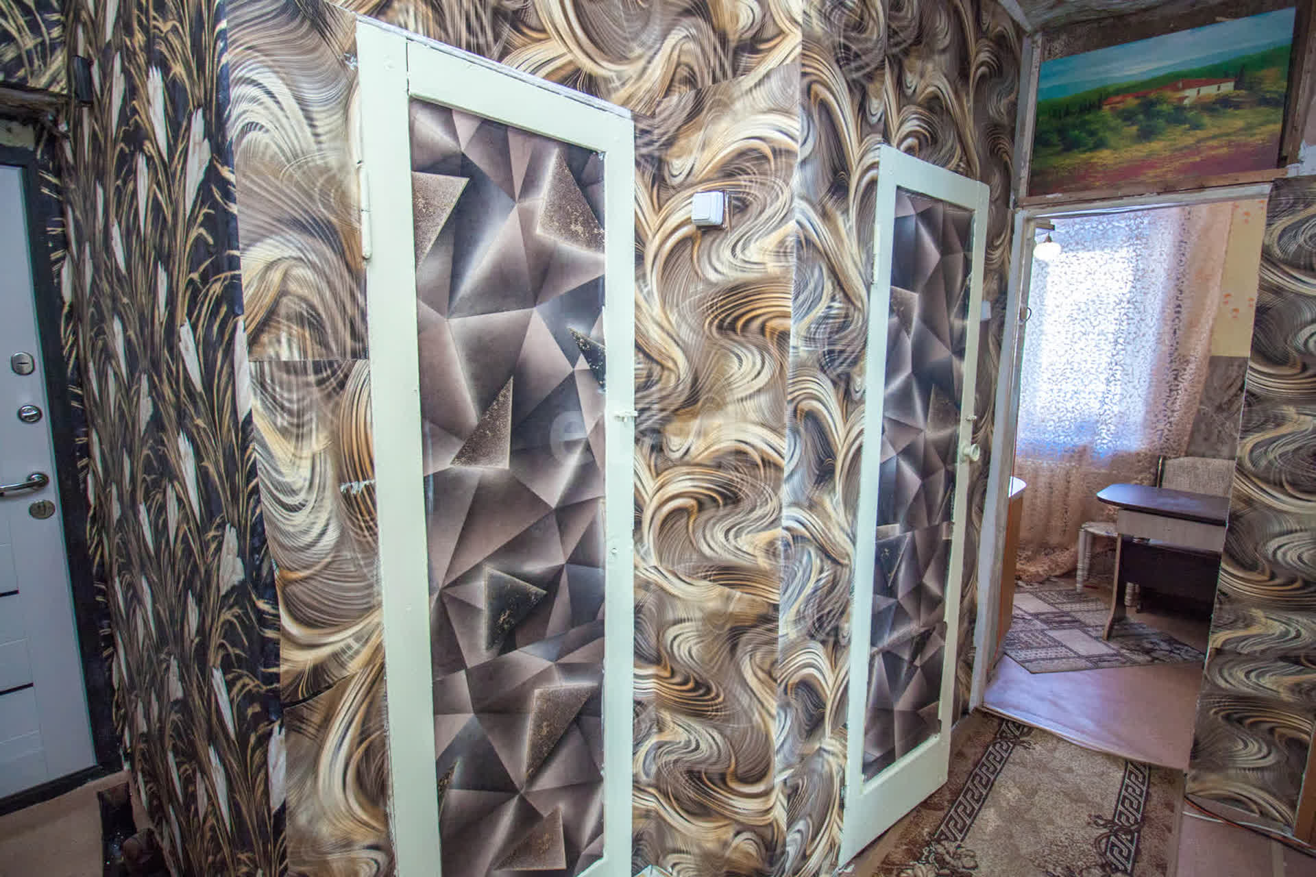 Продажа 2-комнатной квартиры, Южно-Сахалинск, Сахалинская область,  Южно-Сахалинск