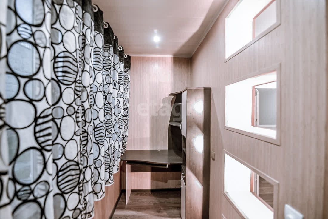 Продажа 2-комнатной квартиры, Южно-Сахалинск, Сахалинская область,  Южно-Сахалинск