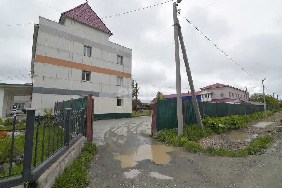 Продажа коммерческой недвижимости, 256м <sup>2</sup>, Южно-Сахалинск, Сахалинская область,  Южно-Сахалинск