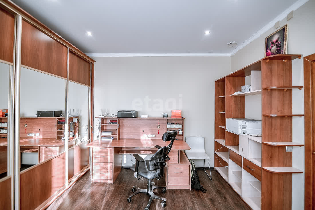 Продажа дома, 435м <sup>2</sup>, 12 сот., Южно-Сахалинск, Сахалинская область,  