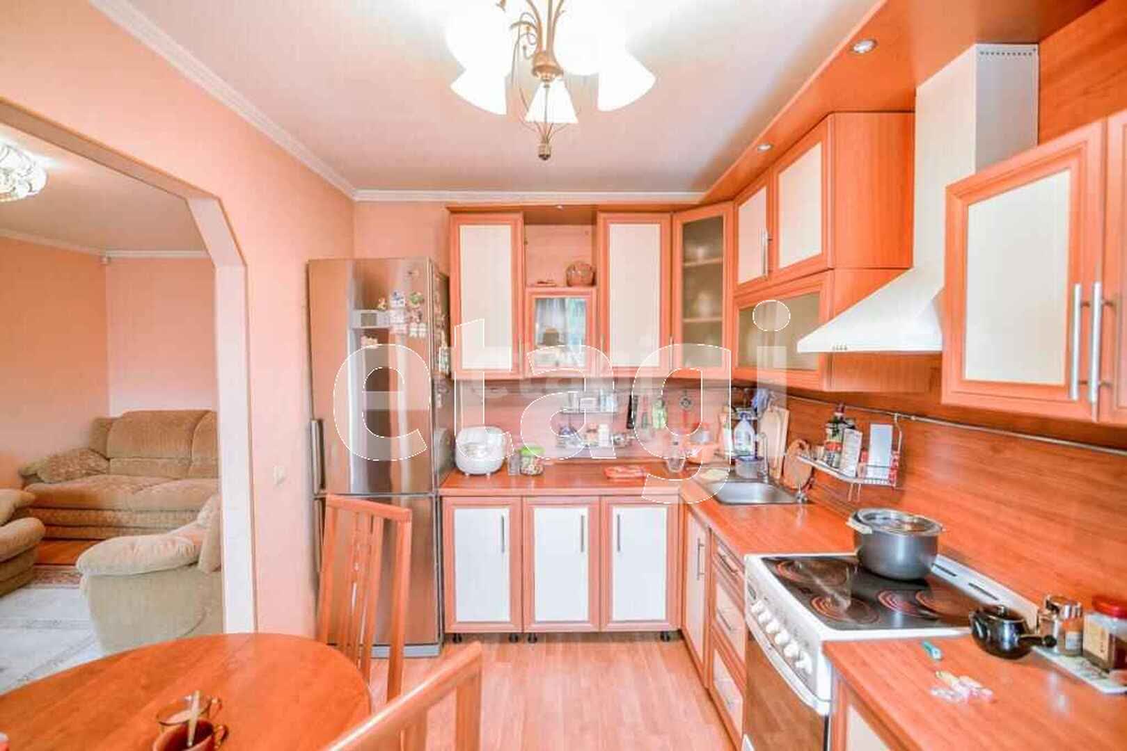 Продажа 4-комнатной квартиры, Южно-Сахалинск, Сахалинская область,  Южно-Сахалинск