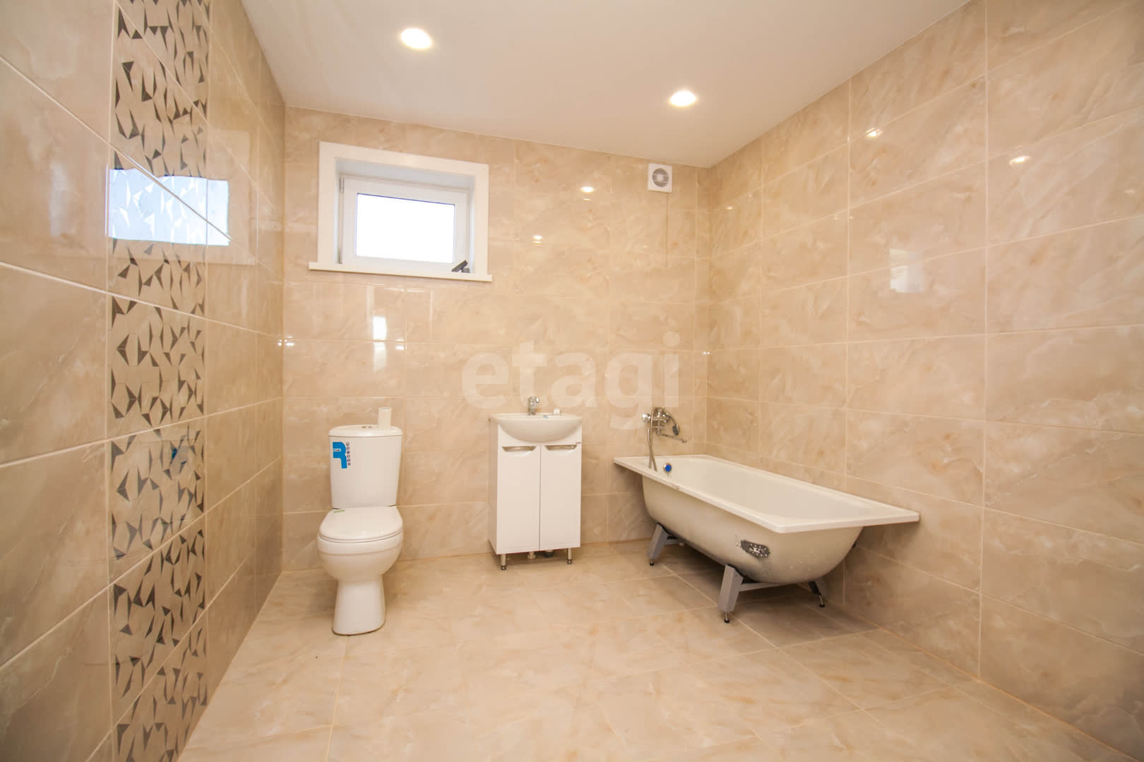 Продажа дома, 107м <sup>2</sup>, 5 сот., Южно-Сахалинск, Сахалинская область,  