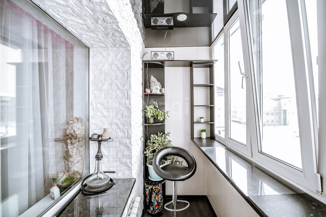 Продажа 4-комнатной квартиры, Южно-Сахалинск, Сахалинская область,  Южно-Сахалинск