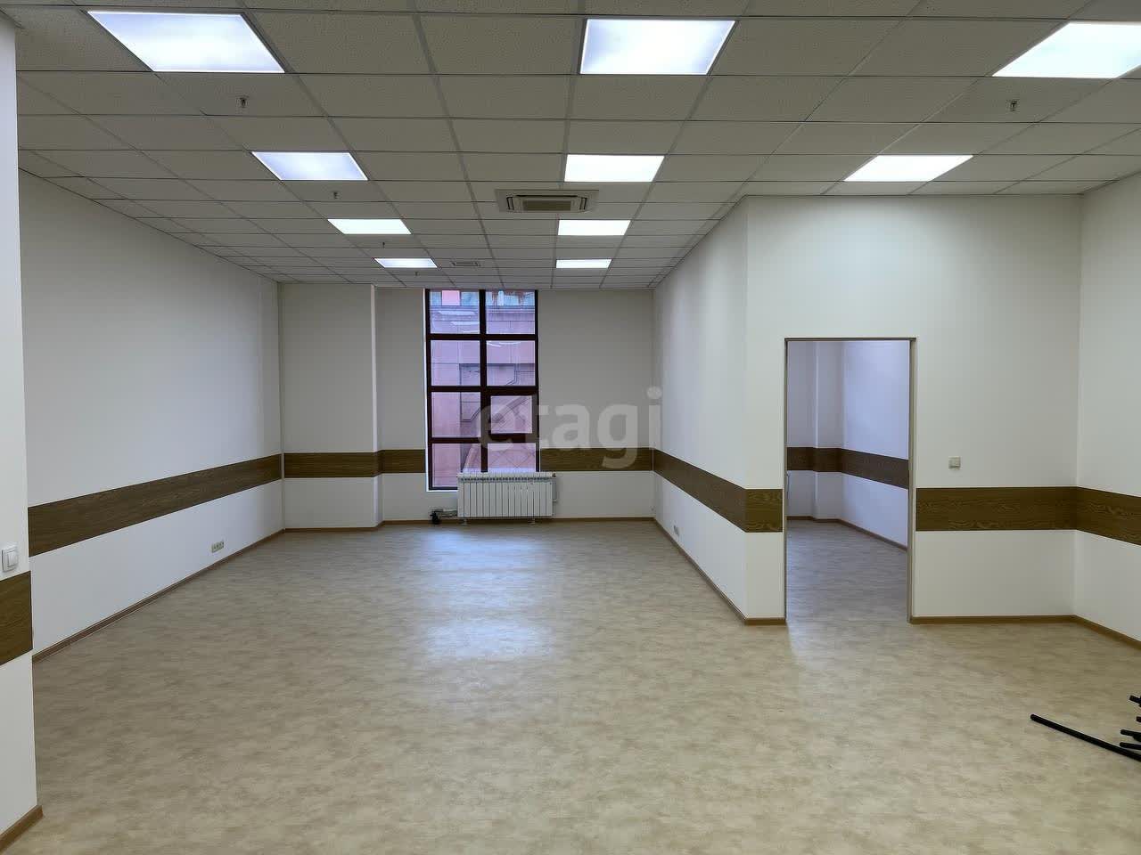 Аренда коммерческой недвижимости, 84м <sup>2</sup>, Южно-Сахалинск, Сахалинская область,  Южно-Сахалинск