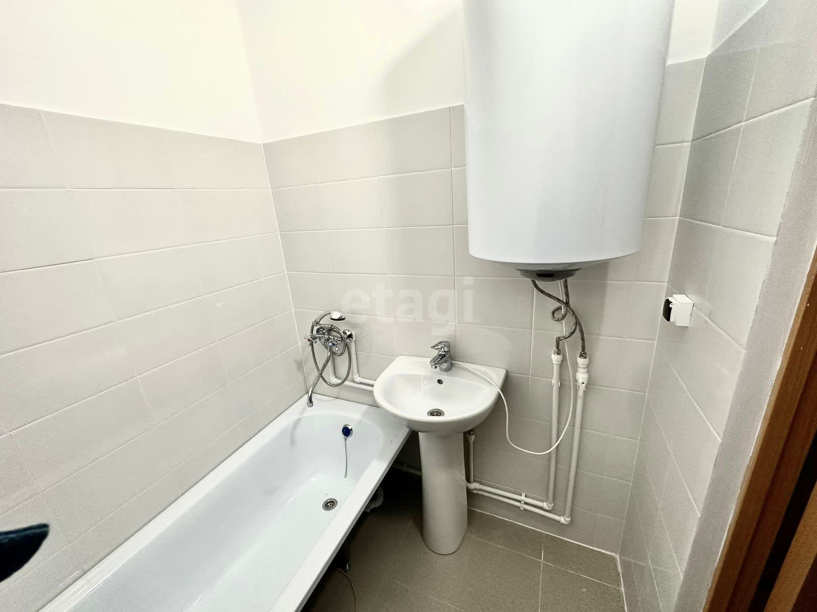 Продажа 2-комнатной квартиры, Южно-Сахалинск, Сахалинская область,  Южно-Сахалинск