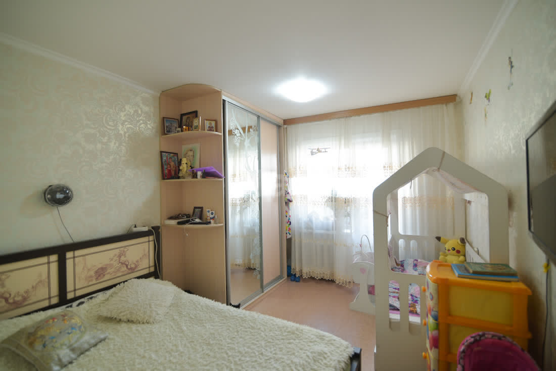 Продажа 3-комнатной квартиры, Южно-Сахалинск, Сахалинская область,  Южно-Сахалинск