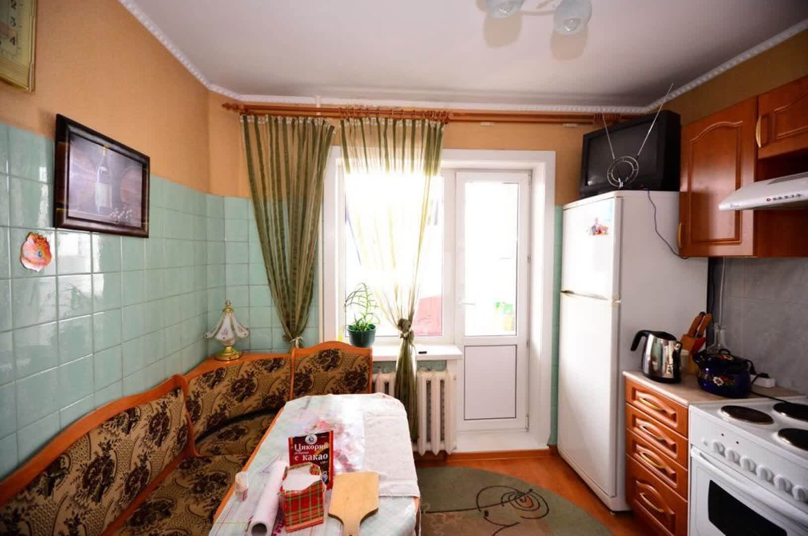 Продажа 365-комнатной квартиры, Южно-Сахалинск, Сахалинская область,  Южно-Сахалинск