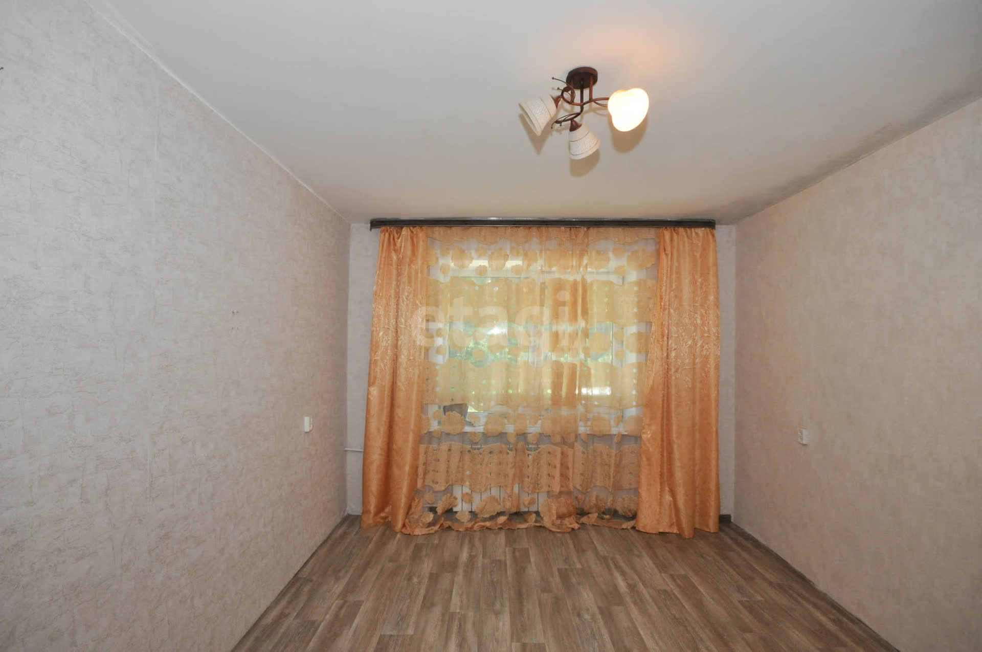 Продажа 2-комнатной квартиры, Южно-Сахалинск, Сахалинская область,  Южно-Сахалинск