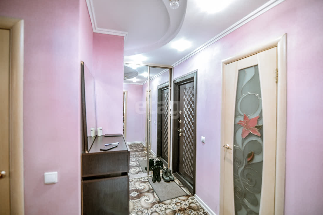 Продажа 2-комнатной квартиры, Южно-Сахалинск, Сахалинская область,  Южно-Сахалинск