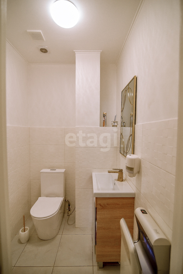 Продажа коммерческой недвижимости, 118м <sup>2</sup>, Южно-Сахалинск, Сахалинская область,  Южно-Сахалинск