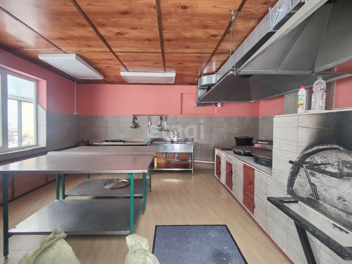 Продажа коммерческой недвижимости, 445м <sup>2</sup>, Южно-Сахалинск, Сахалинская область,  Южно-Сахалинск