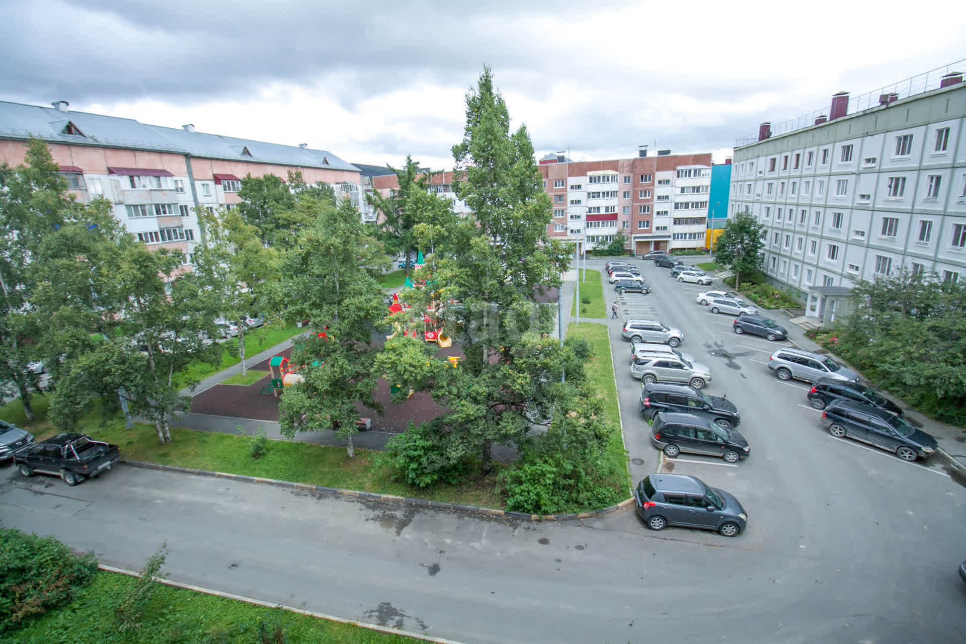 Продажа 4-комнатной квартиры, Южно-Сахалинск, Сахалинская область,  Южно-Сахалинск