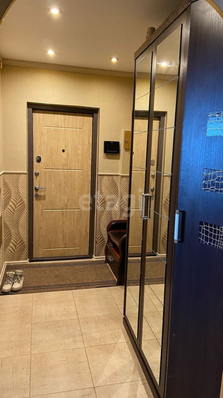 Продажа 3-комнатной квартиры, Южно-Сахалинск, Сахалинская область,  Южно-Сахалинск