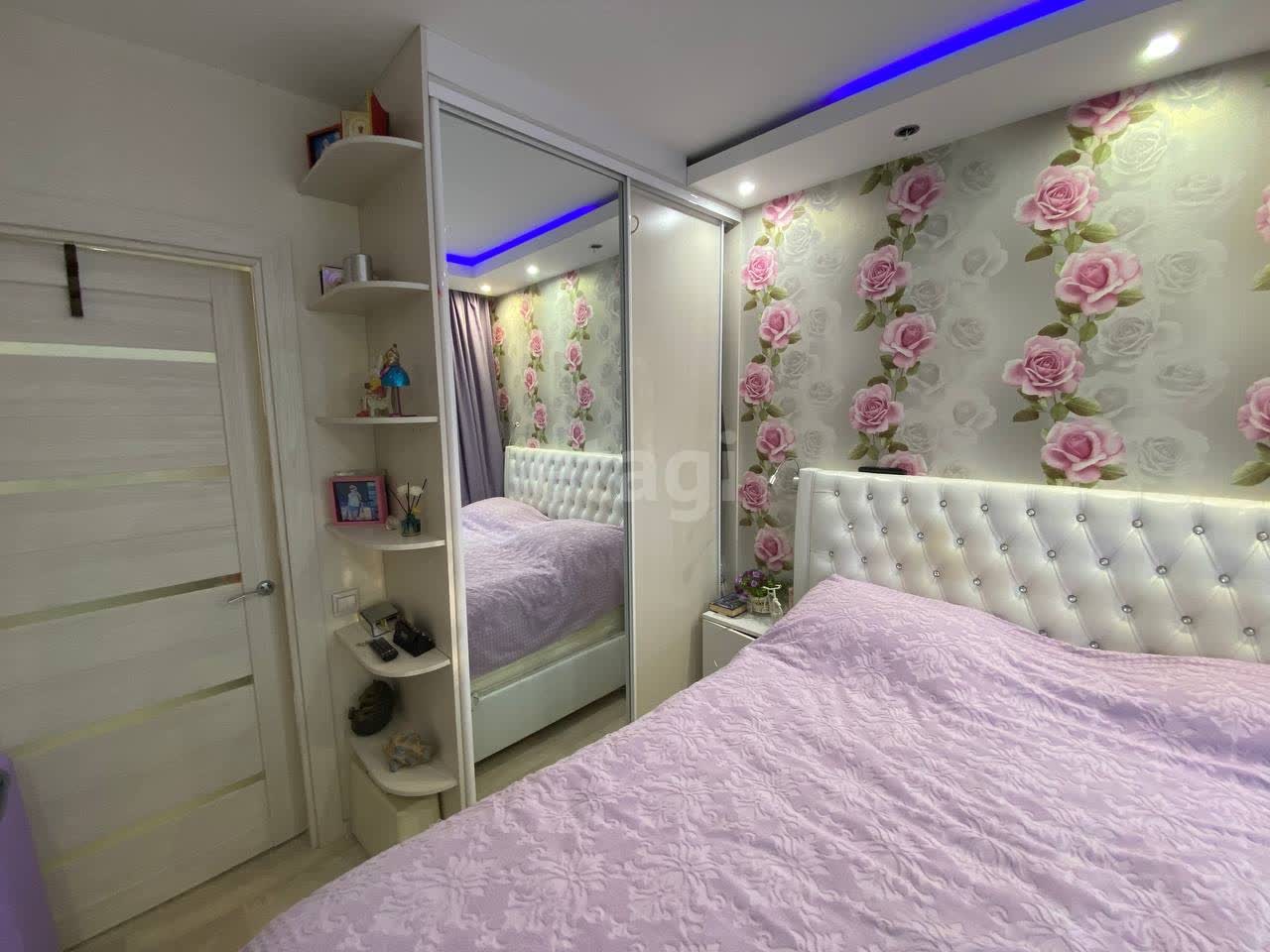 Продажа 2-комнатной квартиры, Южно-Сахалинск, Сахалинская область,  Южно-Сахалинск