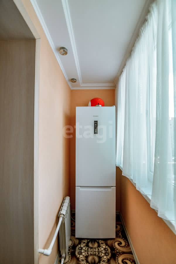 Продажа 2-комнатной квартиры, Южно-Сахалинск, Сахалинская область,  Южно-Сахалинск