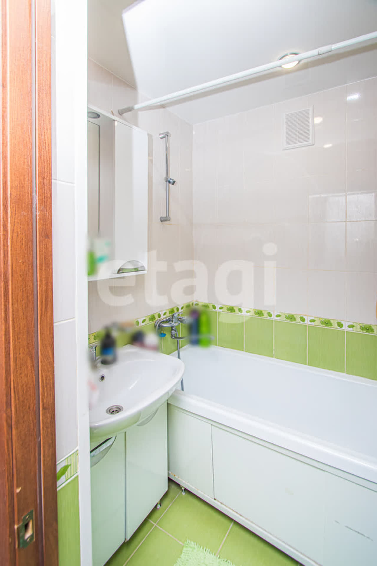 Продажа 3-комнатной квартиры, Улан-Удэ, Республика Бурятия,  Улан-Удэ