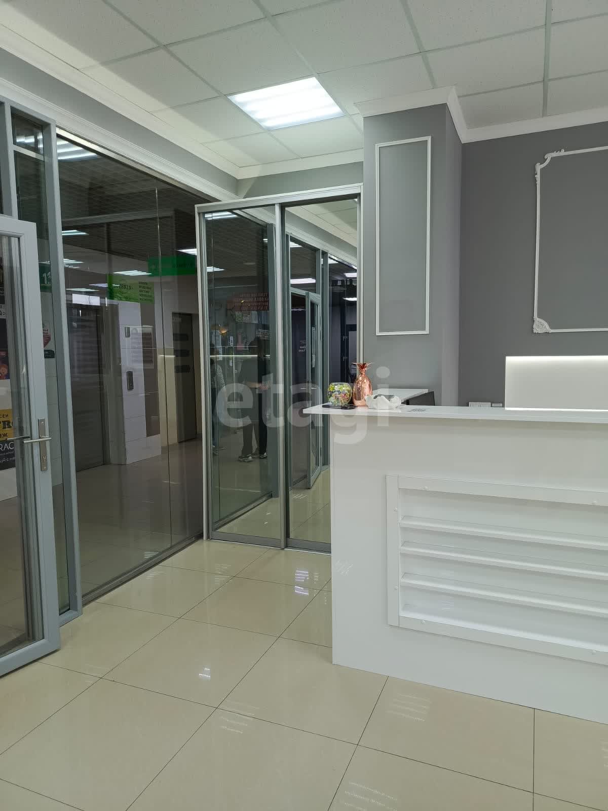 Продажа коммерческой недвижимости, 95м <sup>2</sup>, Южно-Сахалинск, Сахалинская область,  Южно-Сахалинск