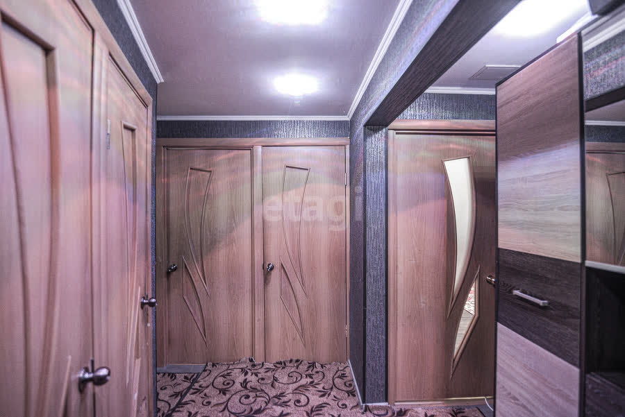 Продажа 3-комнатной квартиры, Южно-Сахалинск, Сахалинская область,  Южно-Сахалинск