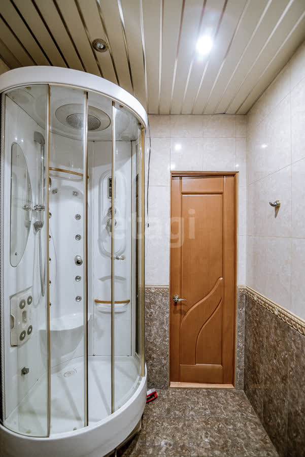 Продажа 4-комнатной квартиры, Южно-Сахалинск, Сахалинская область,  Южно-Сахалинск