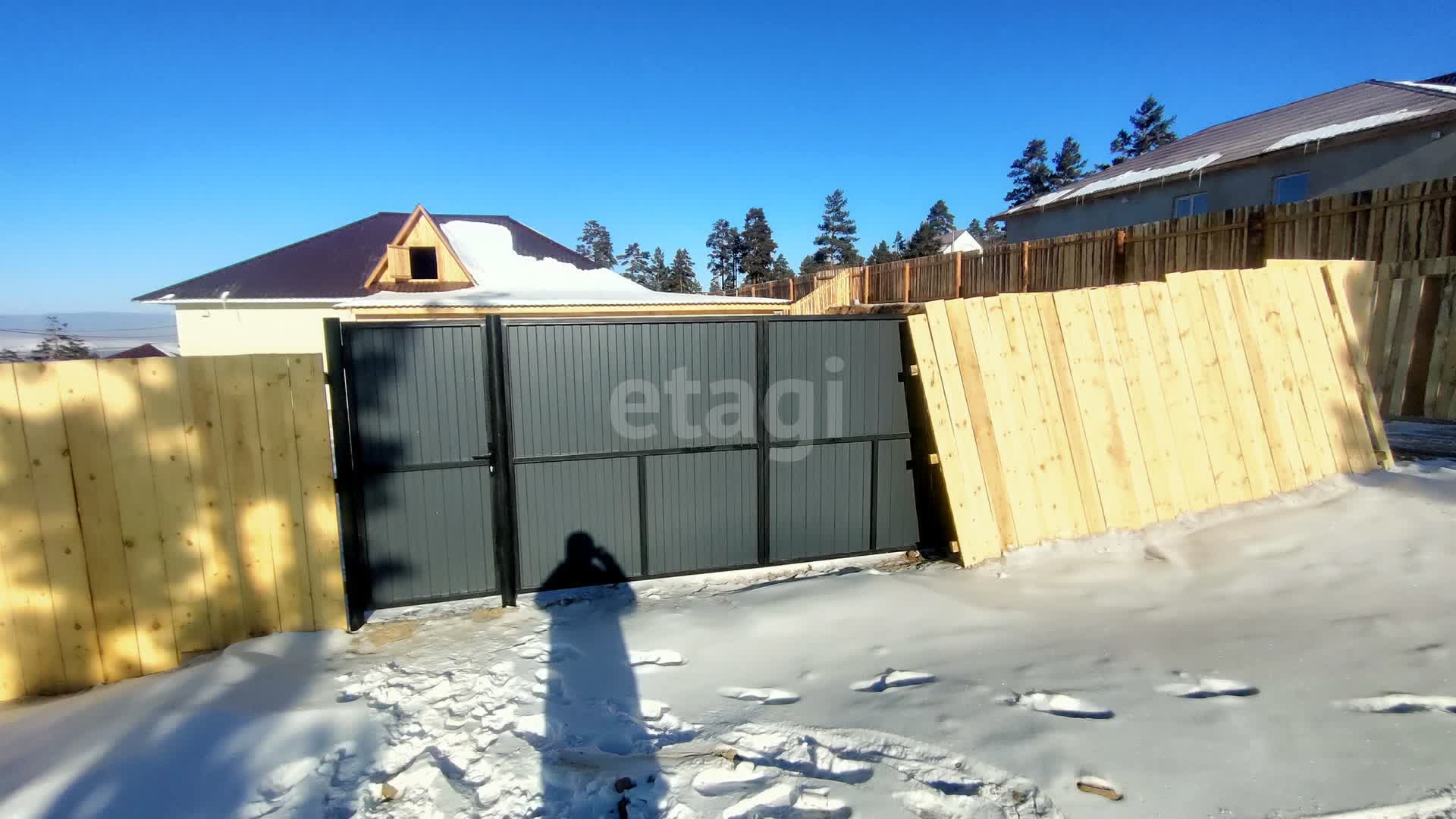 Продажа дома, 240м <sup>2</sup>, 12 сот., Улан-Удэ, Республика Бурятия,  Тарбагатайский