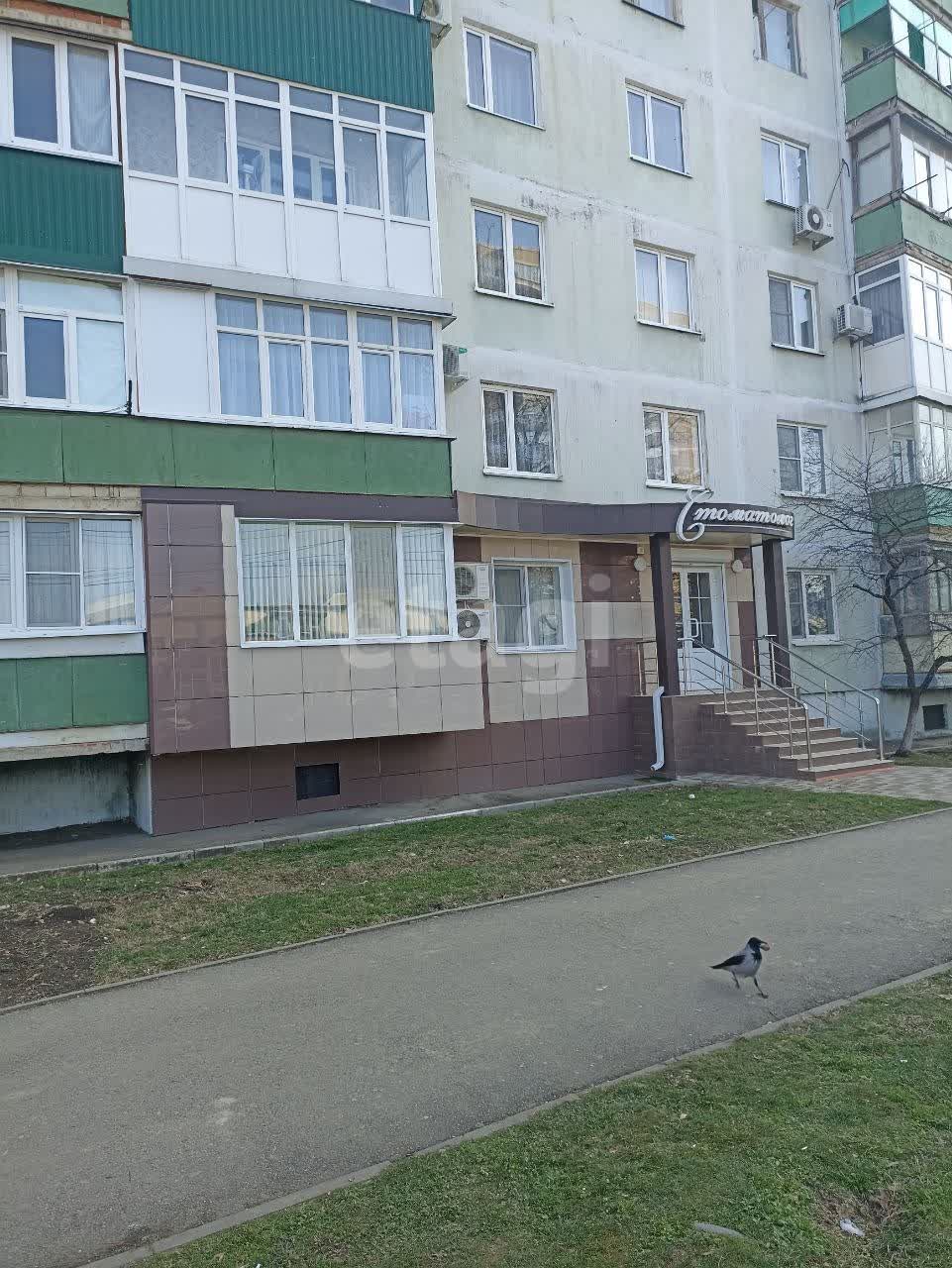 Продажа 3-комнатной квартиры, Майкоп, Чкалова,  78