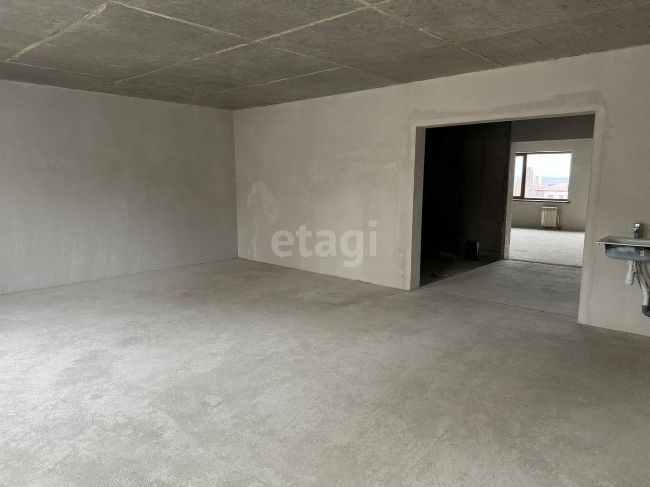 Продажа 4-комнатной квартиры, Южно-Сахалинск, Сахалинская область,  Южно-Сахалинск