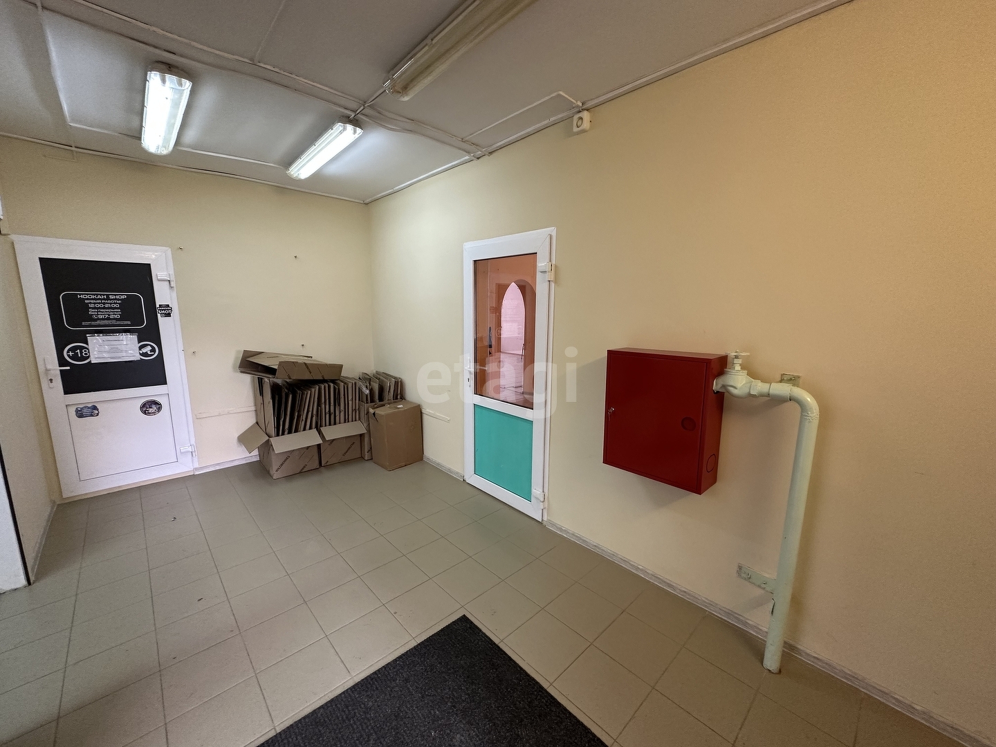 Аренда коммерческой недвижимости, 160м <sup>2</sup>, Новый Уренгой, Ямало-Ненецкий АО,  Новый Уренгой