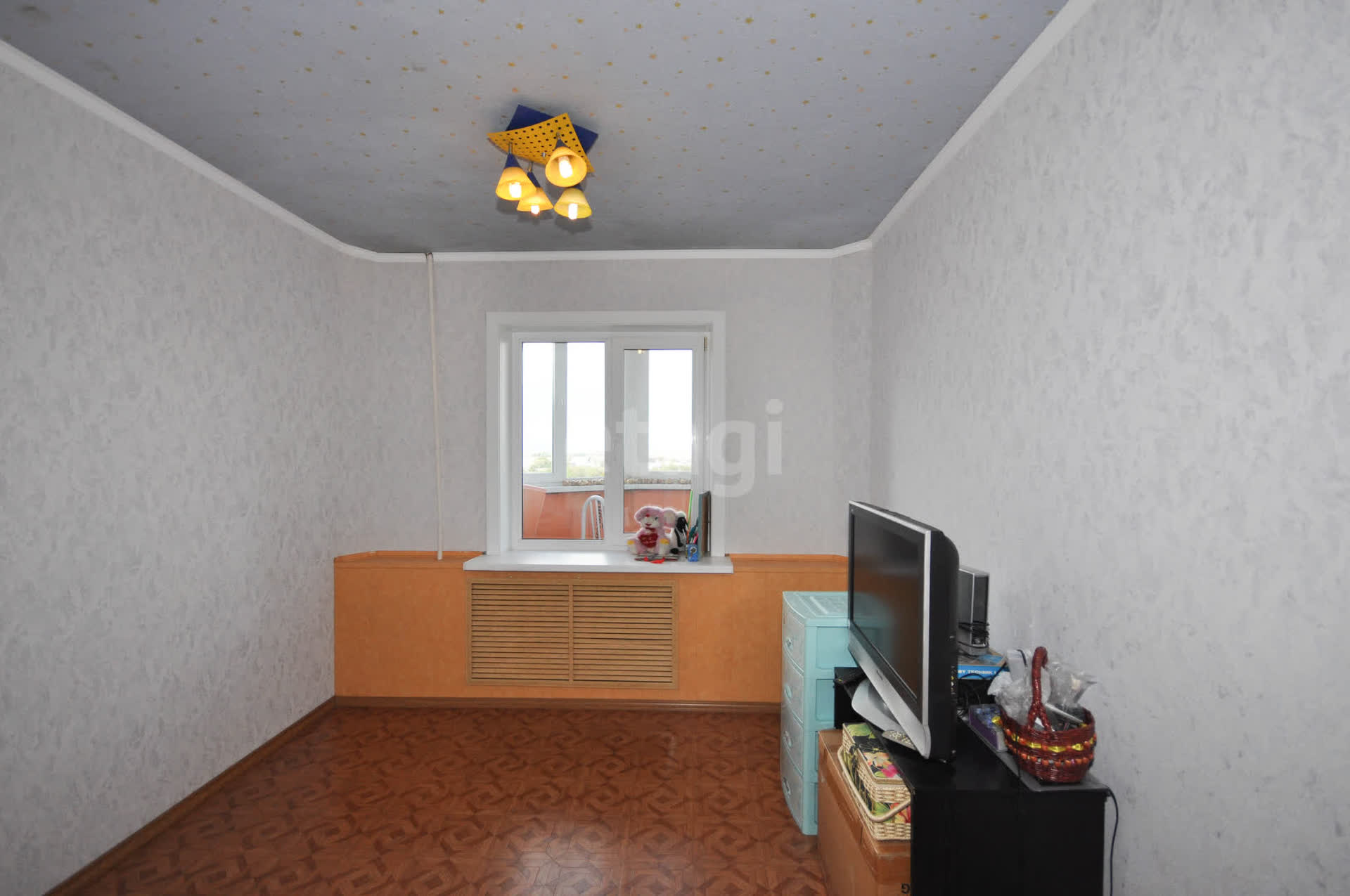 Продажа 3-комнатной квартиры, Южно-Сахалинск, Сахалинская область,  Южно-Сахалинск